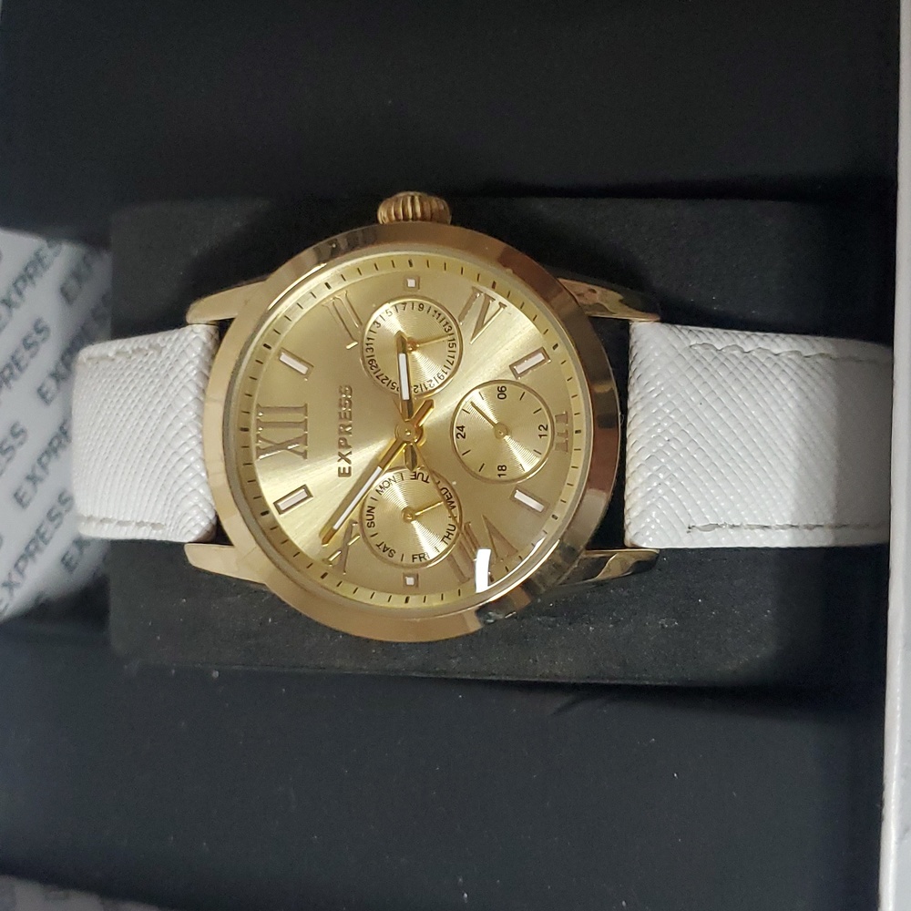 EXPRESS Watch • NIB • 30 Meters
